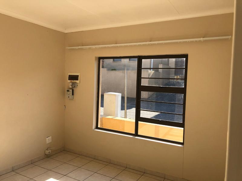 To Let 3 Bedroom Property for Rent in Amalinda Eastern Cape